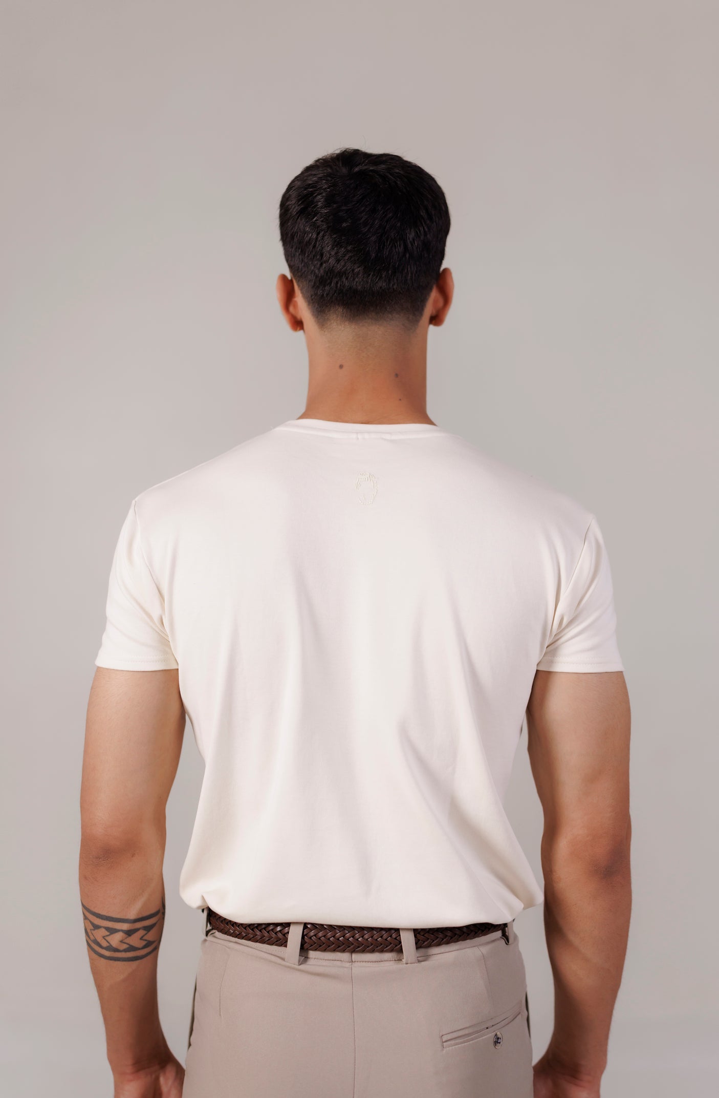 Fitted T-Shirt- Ivory