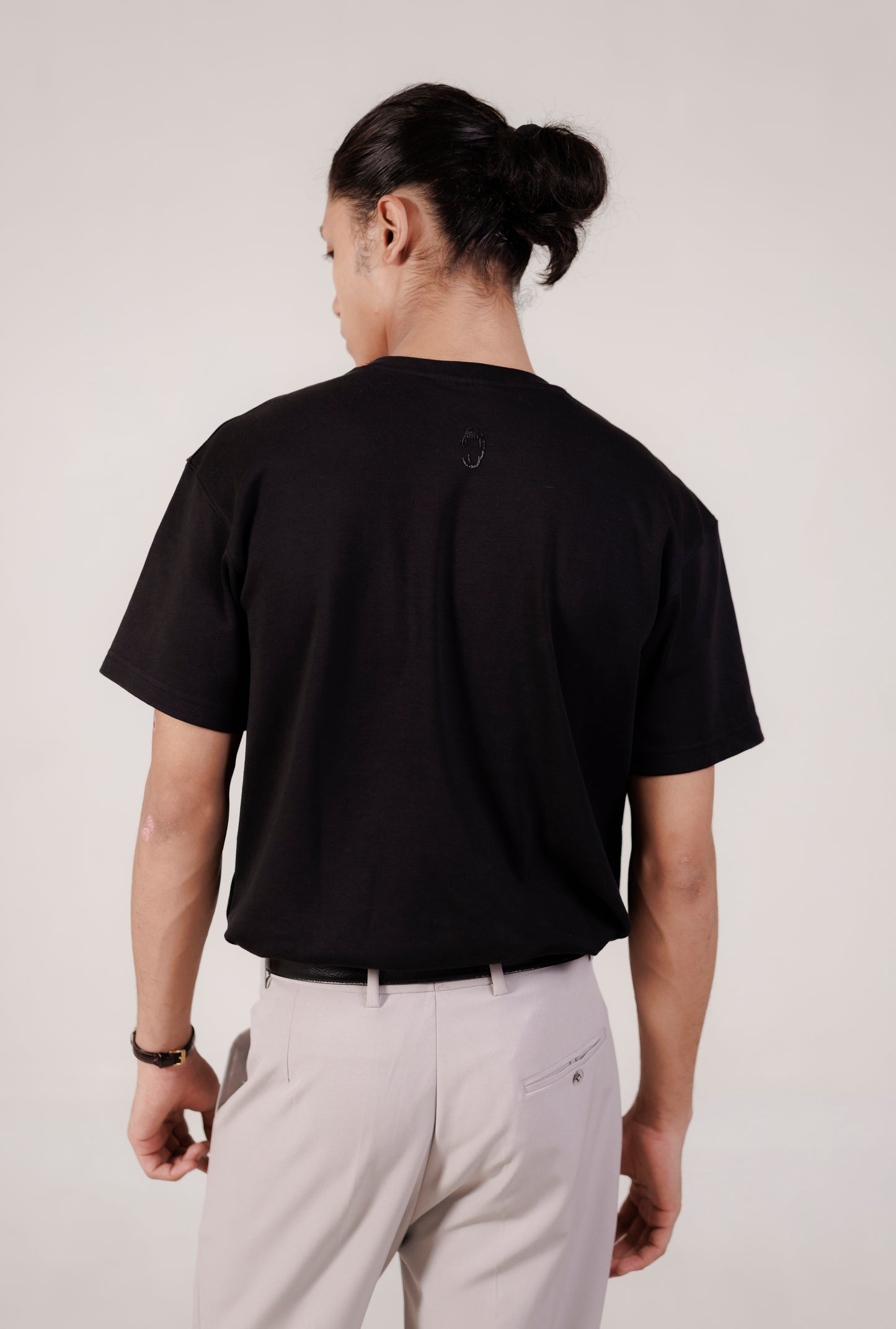 Relaxed T-Shirt- Black
