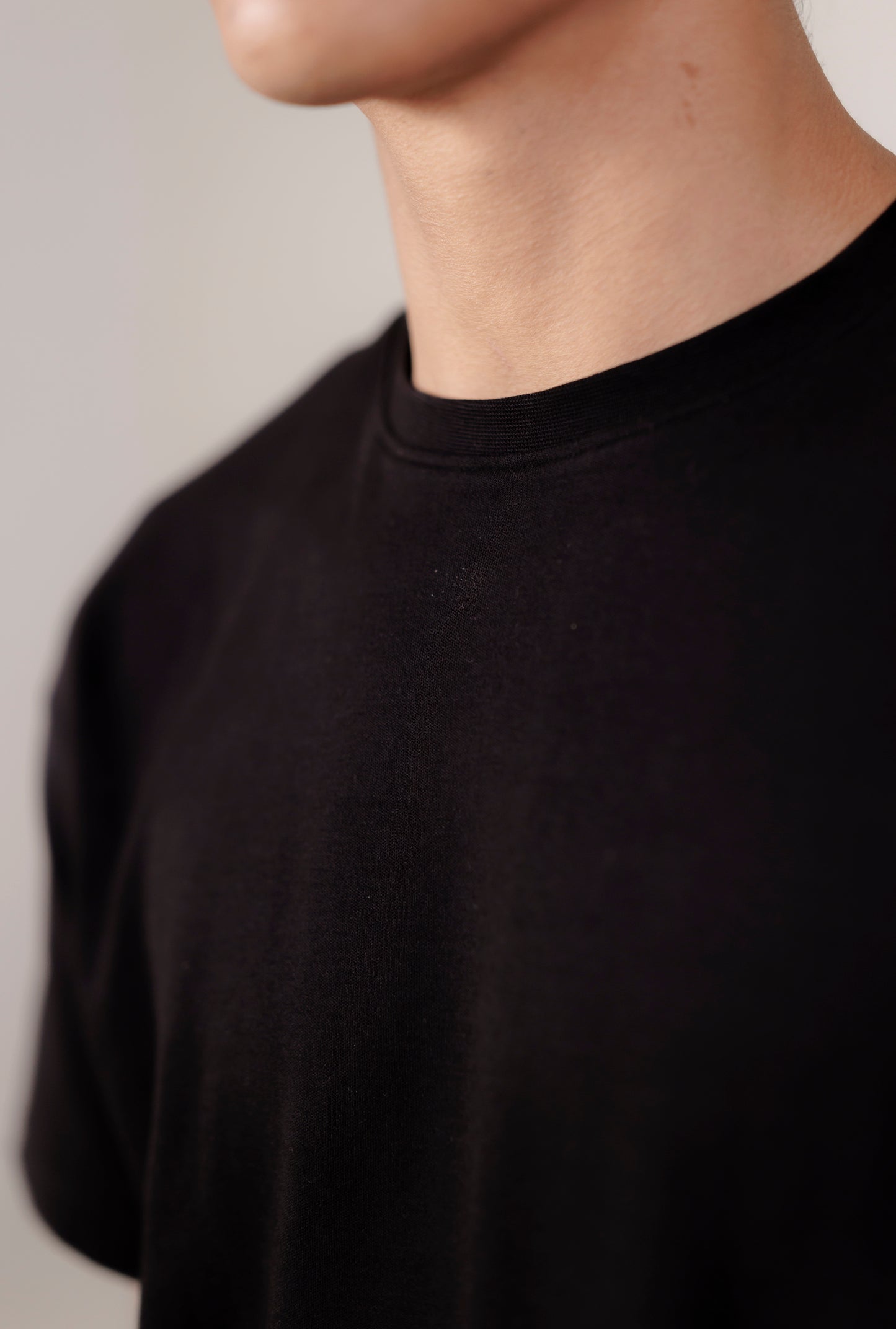Relaxed T-Shirt- Black