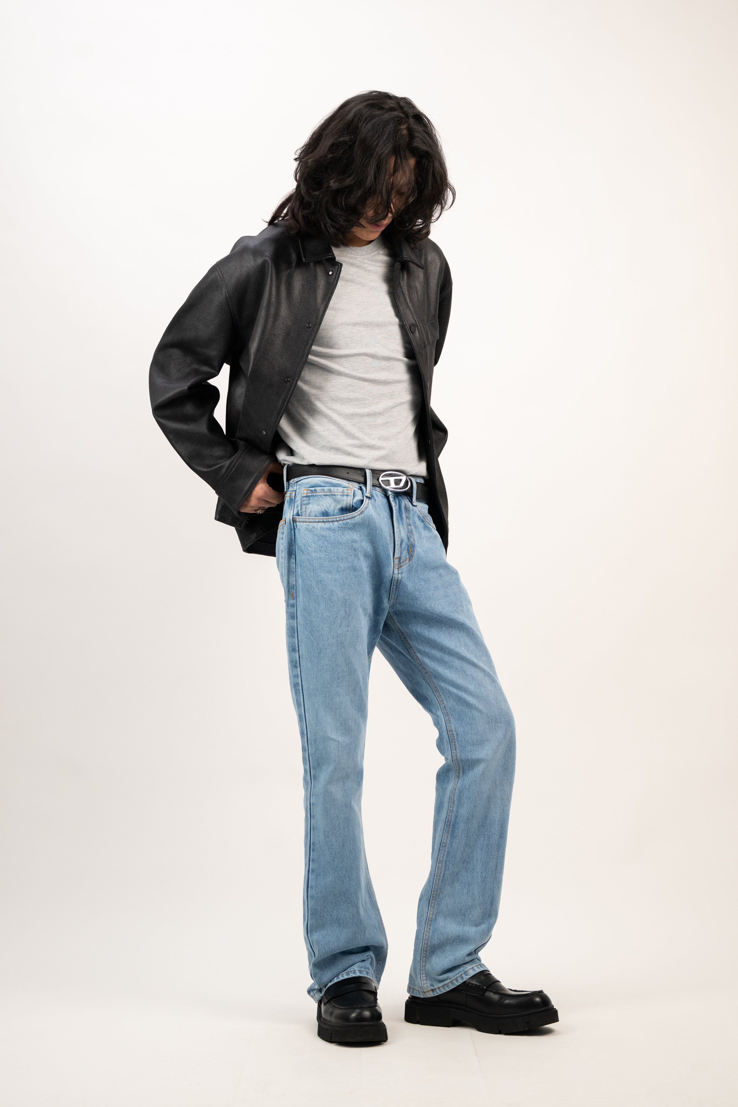 Bootcut Jeans - Light Wash.