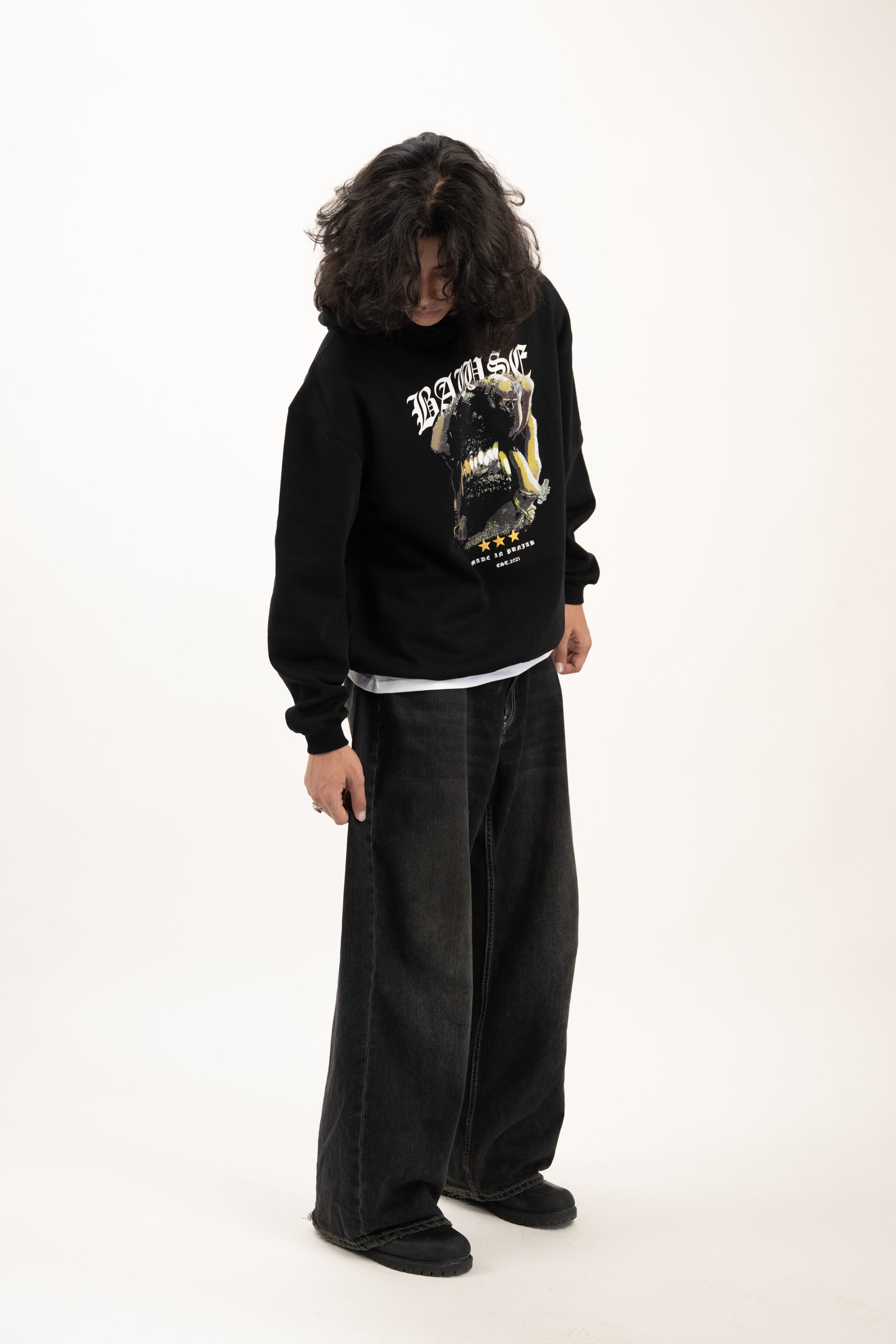 Fangs Graphic Hoodie - Black