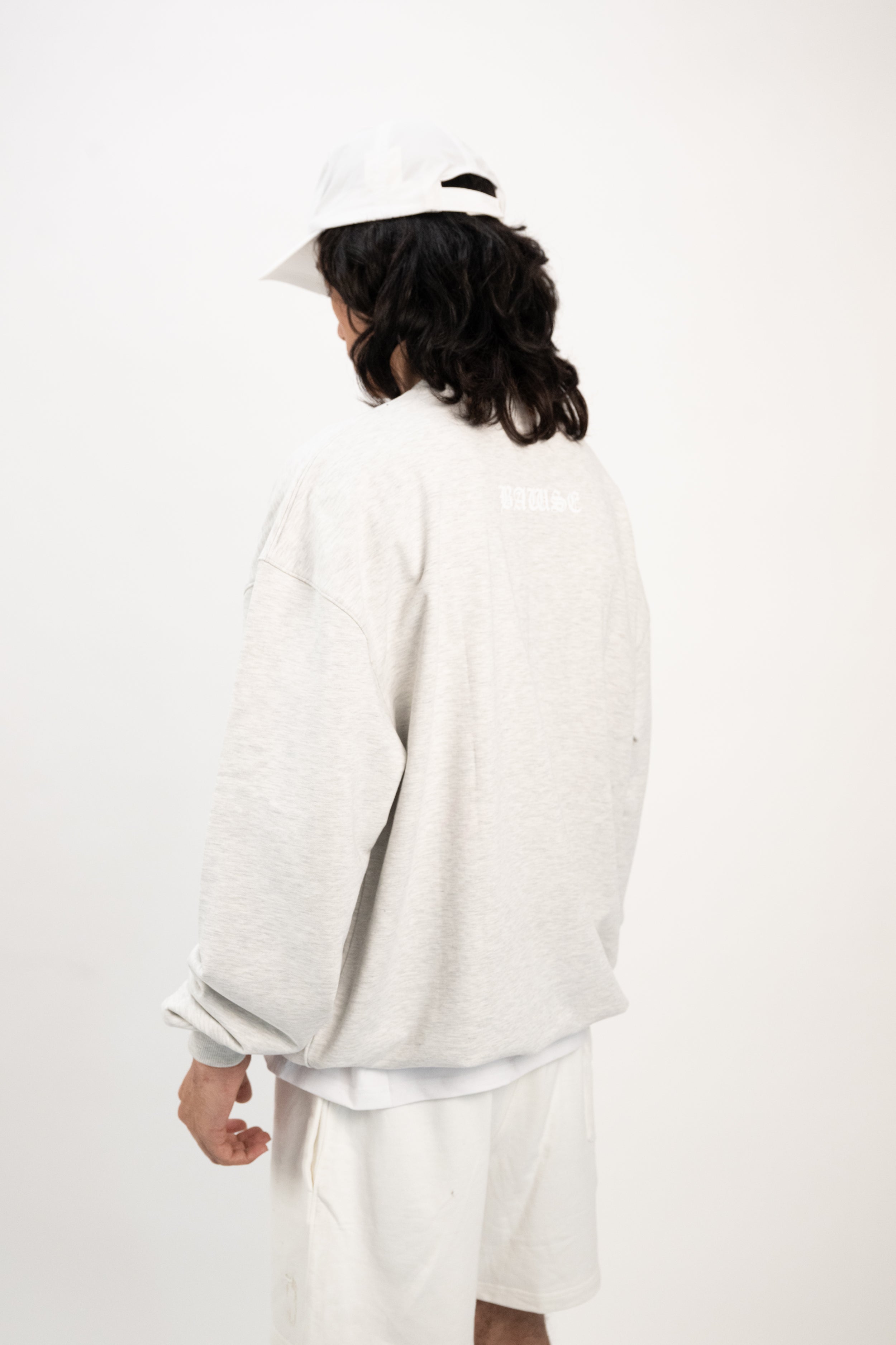 Essential Sweatshirt - Heather Gray