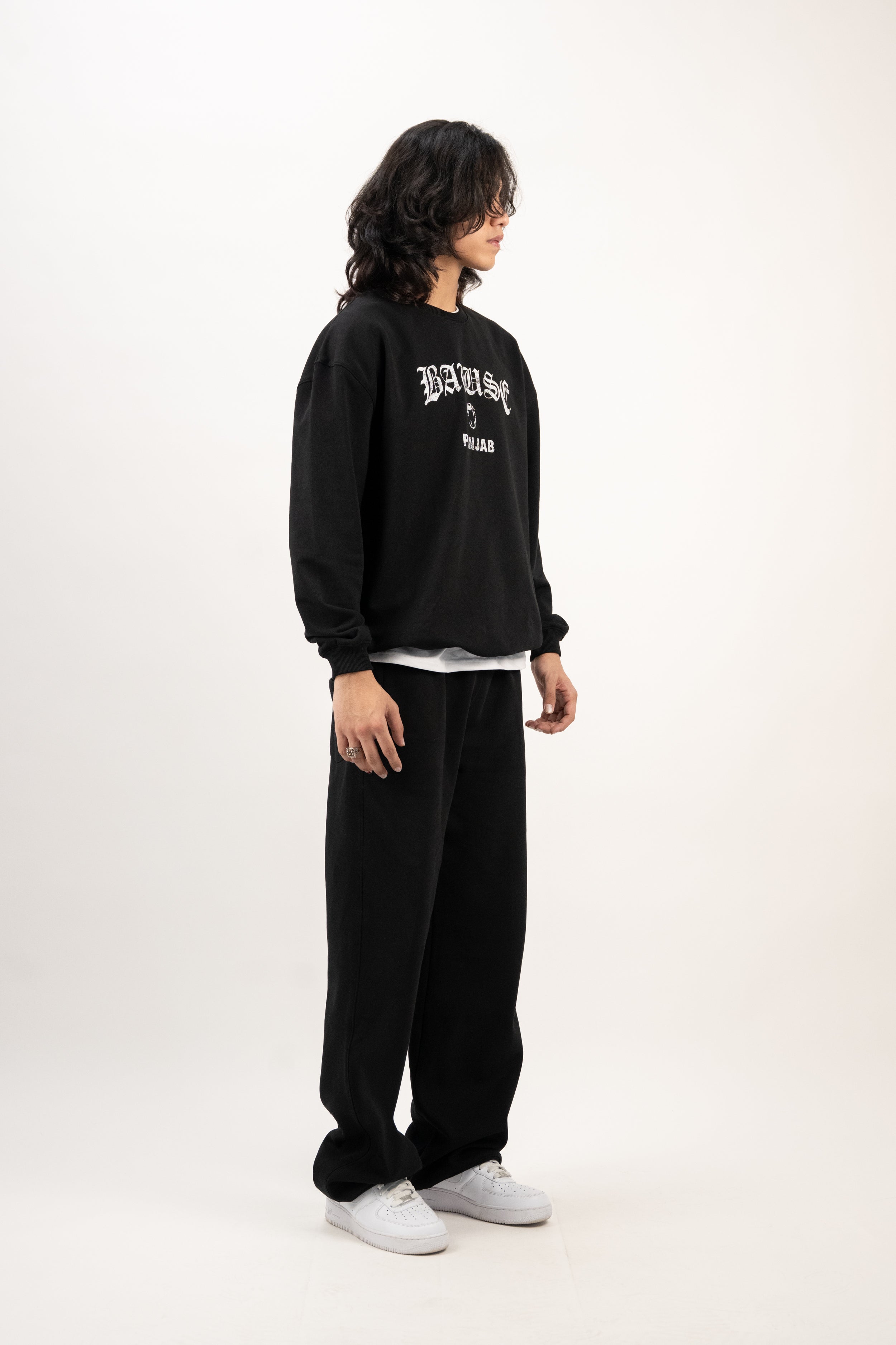 Graphic Sweatshirt - Black