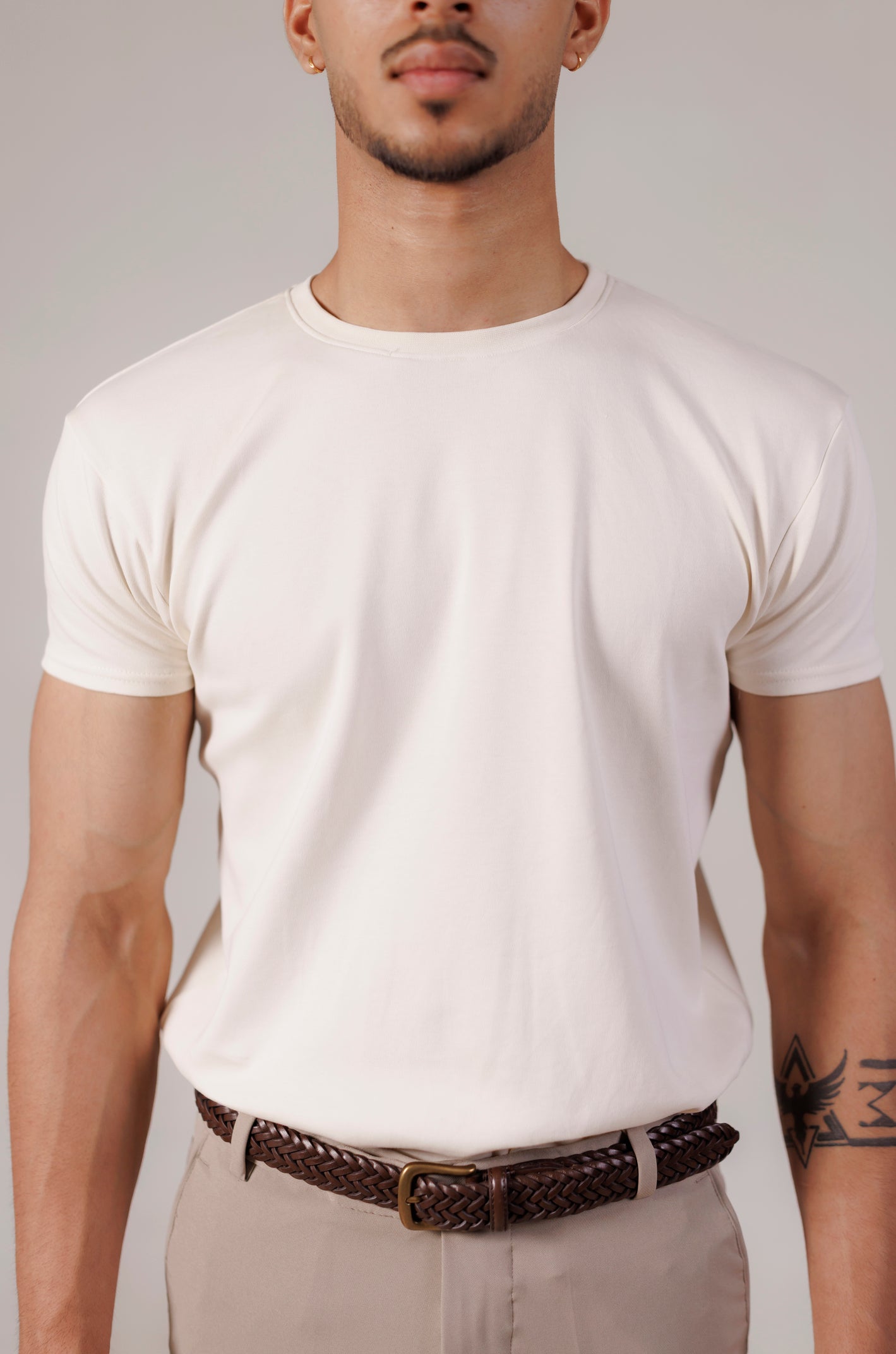 Fitted T-Shirt- Ivory