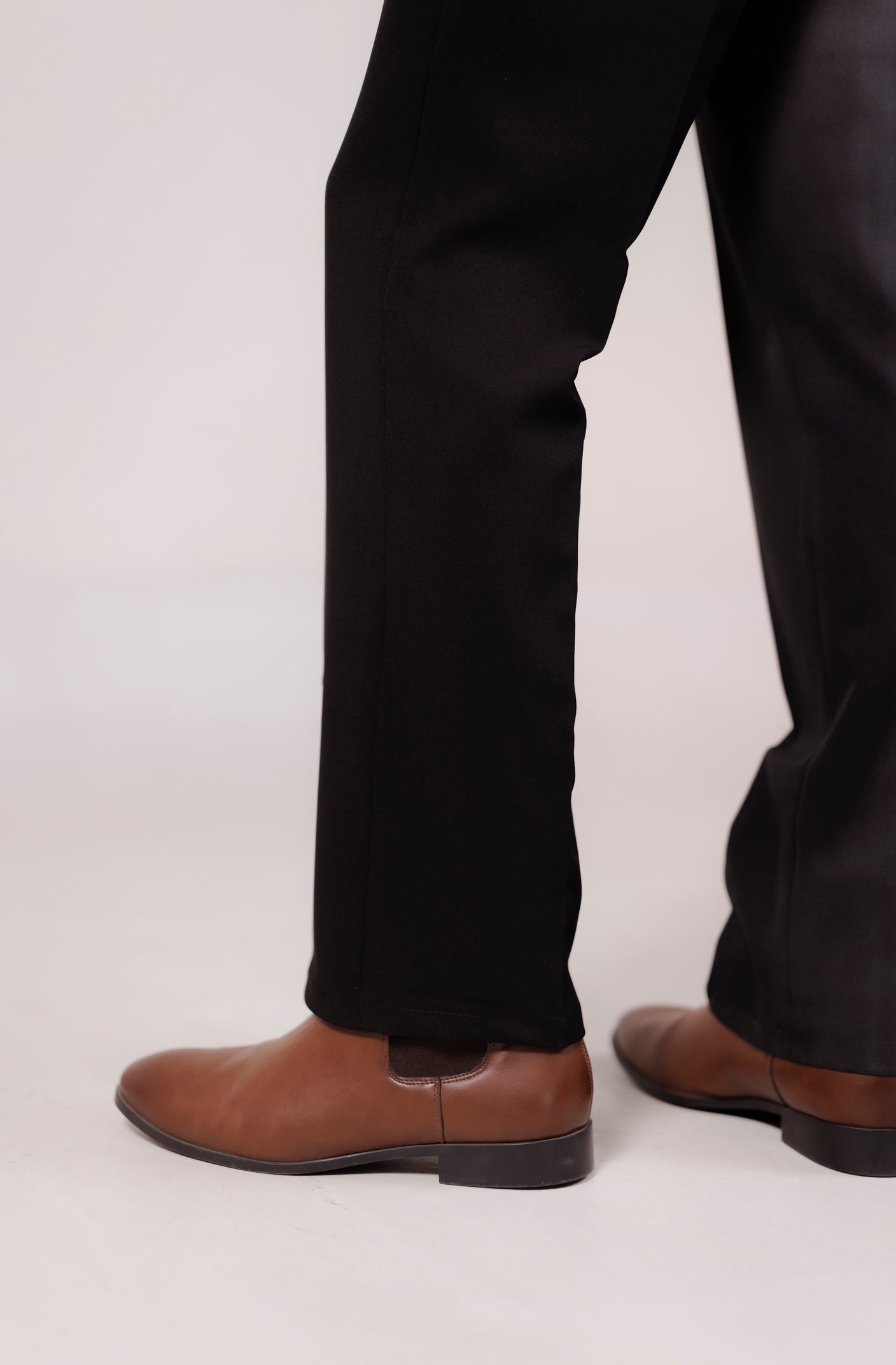 Pleated Trousers - Black