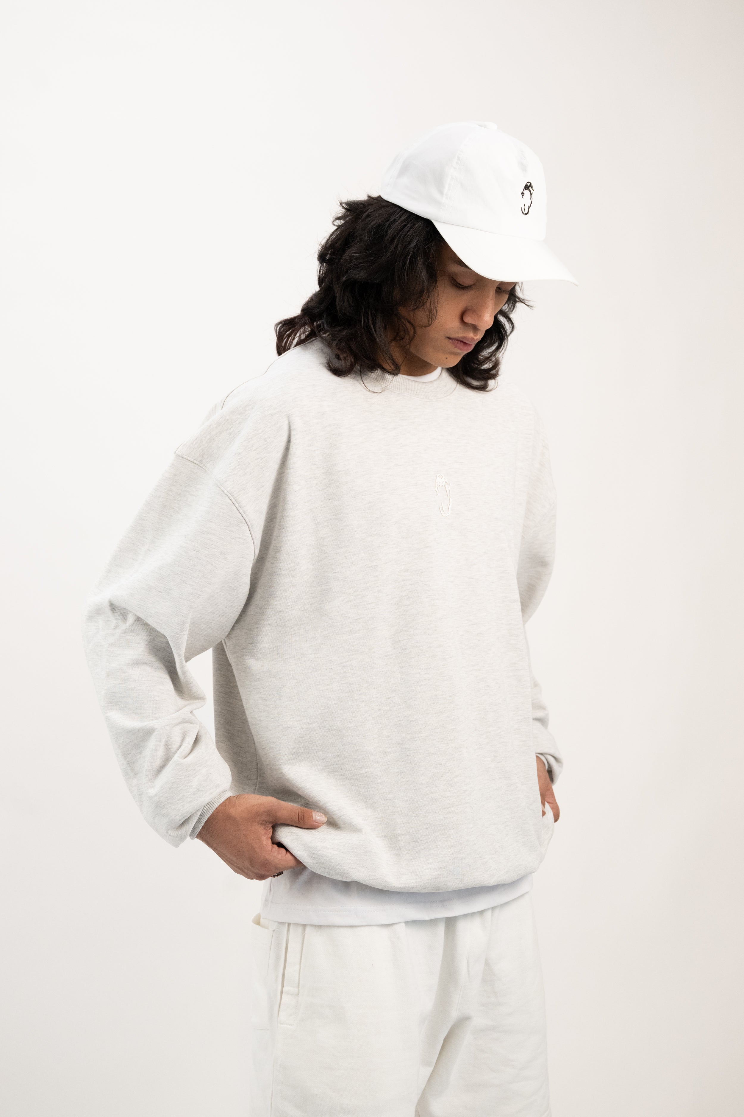 Essential Sweatshirt - Heather Gray