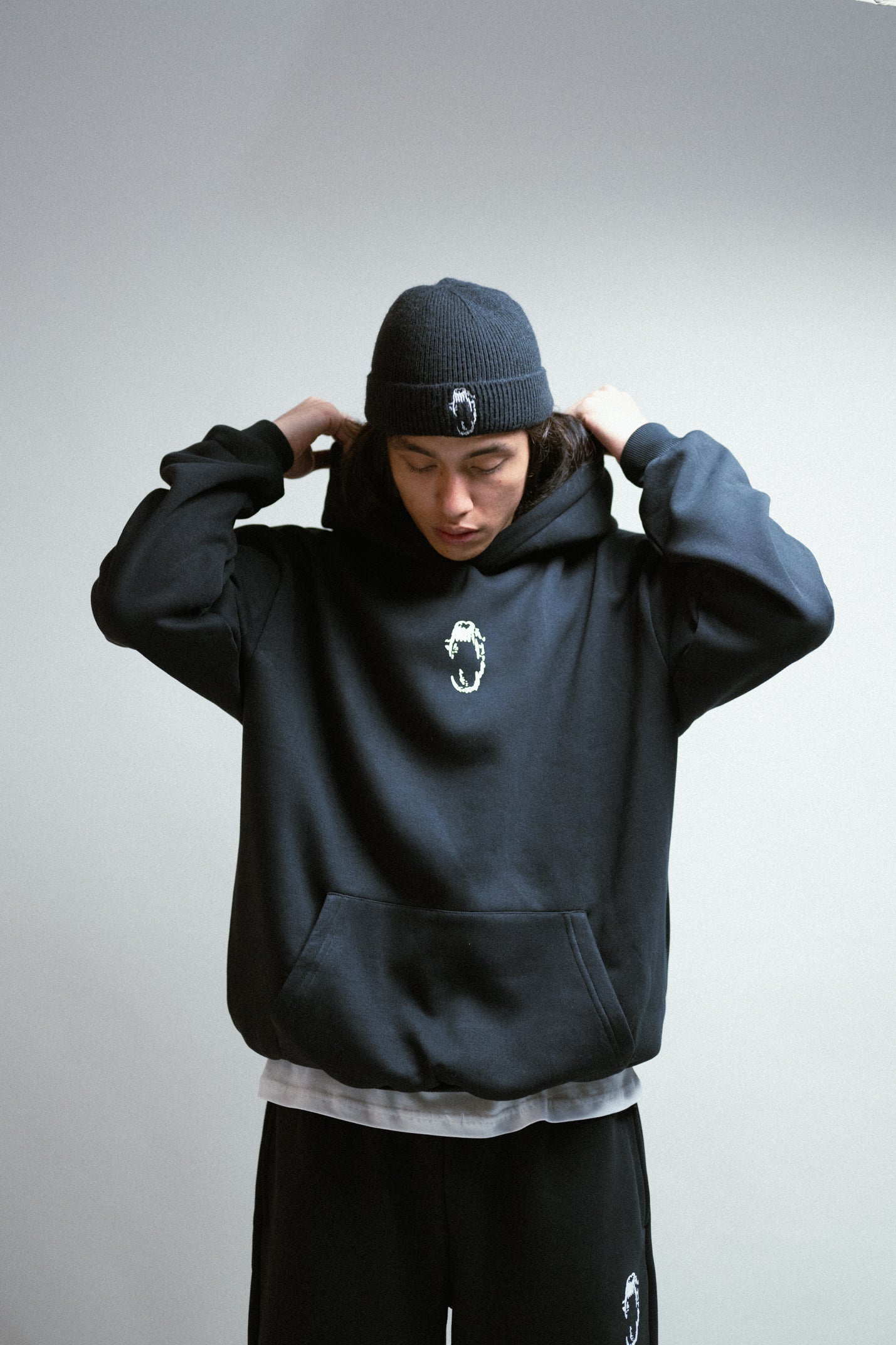 Essential Hoodie - Black